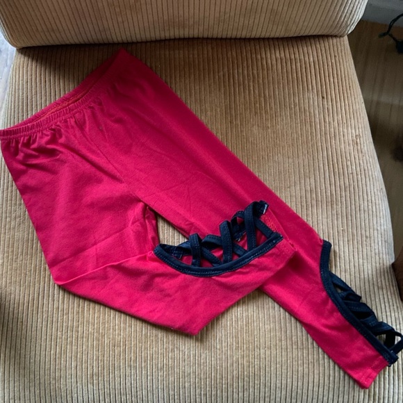 Pennywise Outfit, Boutique - Picture 6 of 10